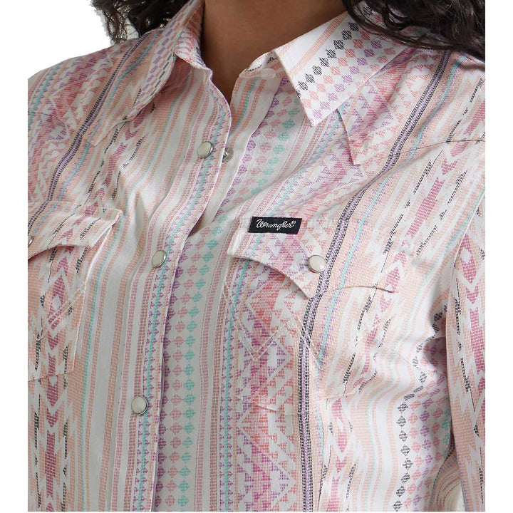 Wrangler Women's Retro Southwestern Print Snap Shirt - Pink Geo