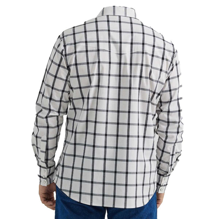 Wrangler Men's Classic Fit Plaid Long Sleeve Shirt - White Black