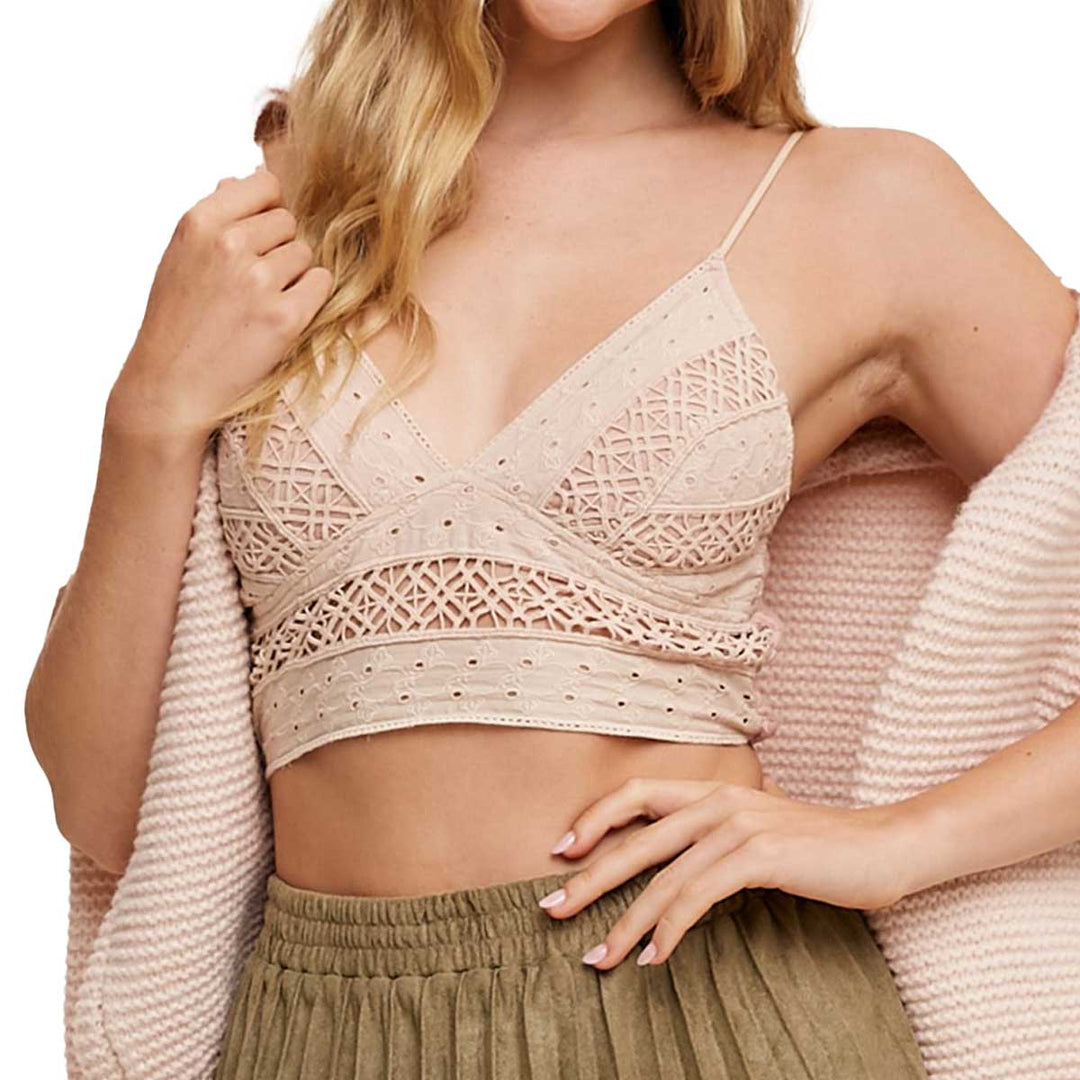 Listicle Women's Embroidered Eyelet Lace Bralette - Blush
