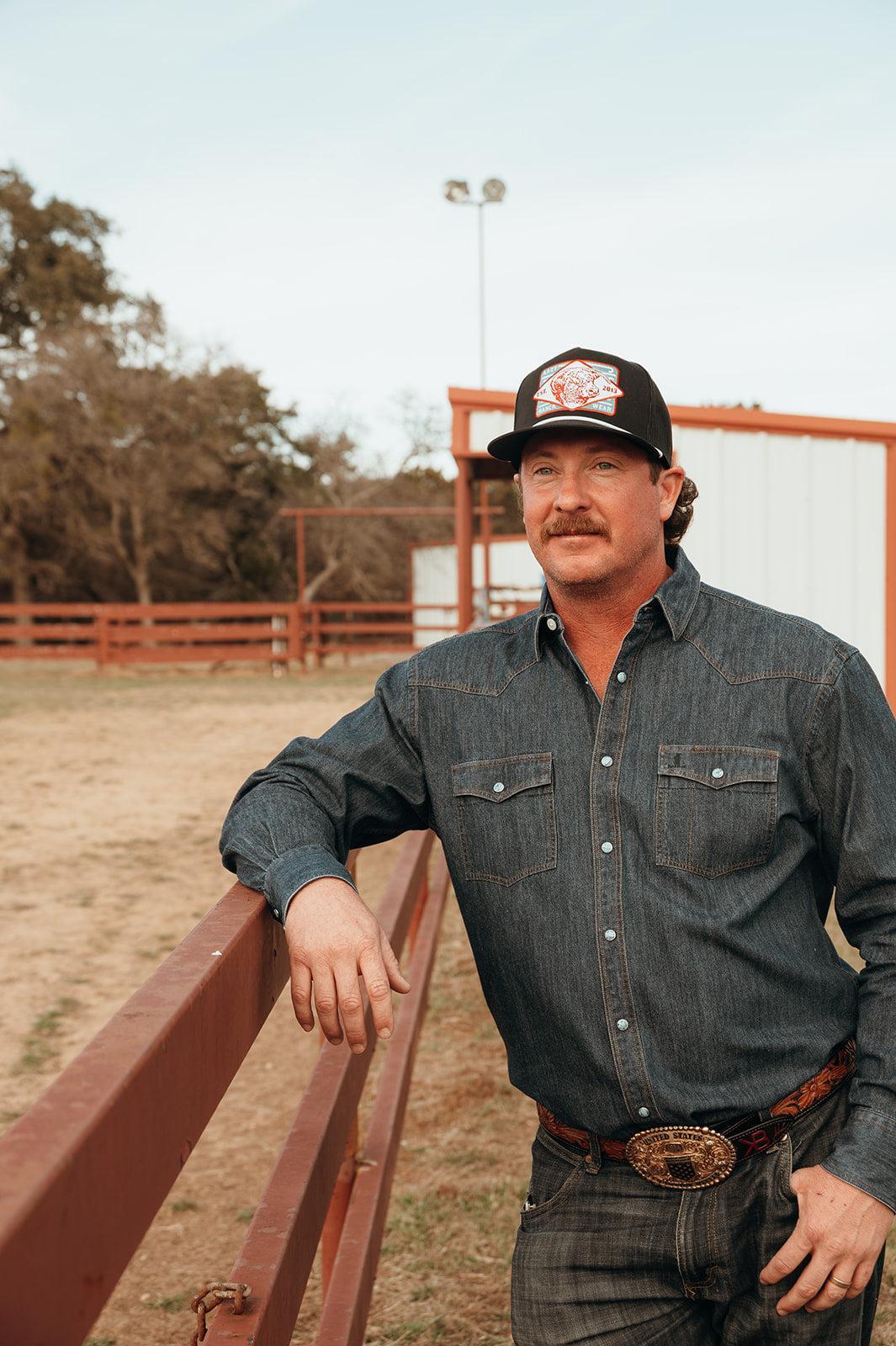 Lazy J Ranch Black Iron Horn Classic Rope Trucker Hat-