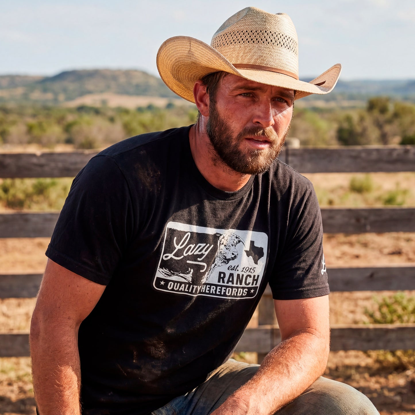 Lazy J Ranch Legado Short Sleeve T-Shirt - Black-