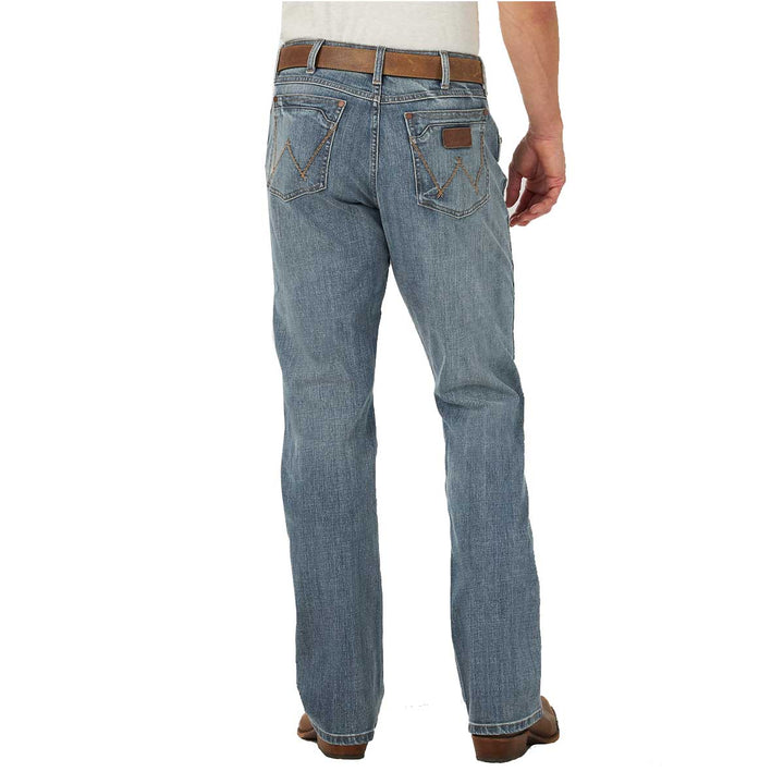 Wrangler Men's Retro Relaxed Fit Bootcut Jeans - Greeley